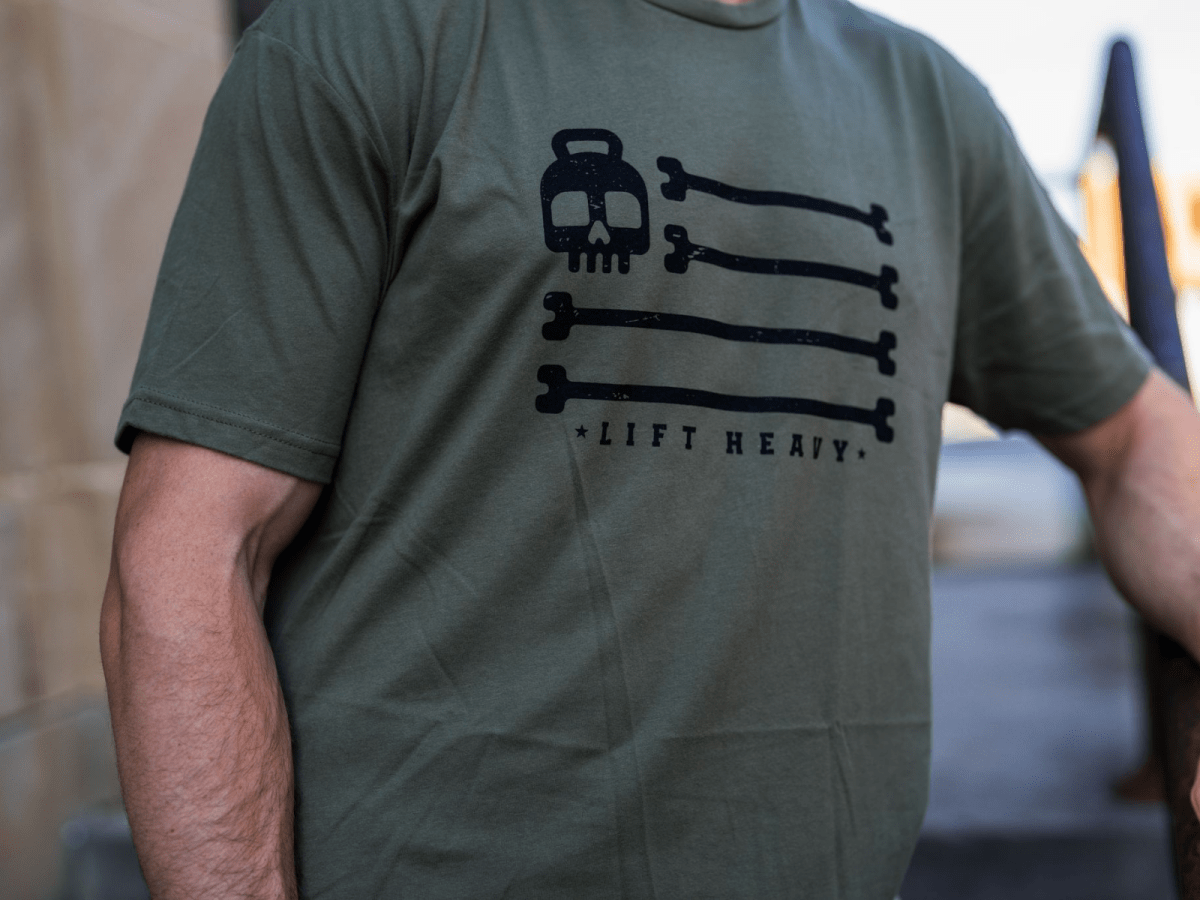 Lift Heavy Flag T-shirt - 2POOD
