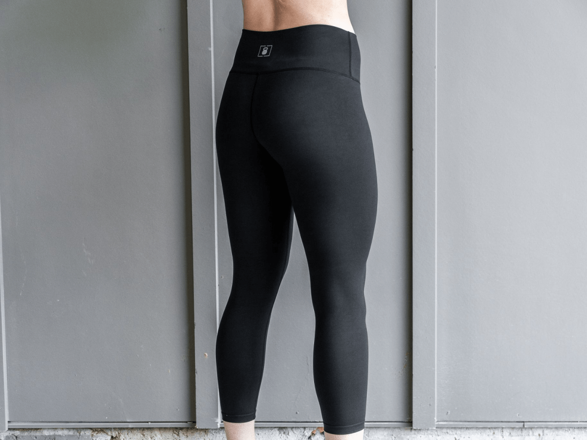 Midnight Essential Leggings 25